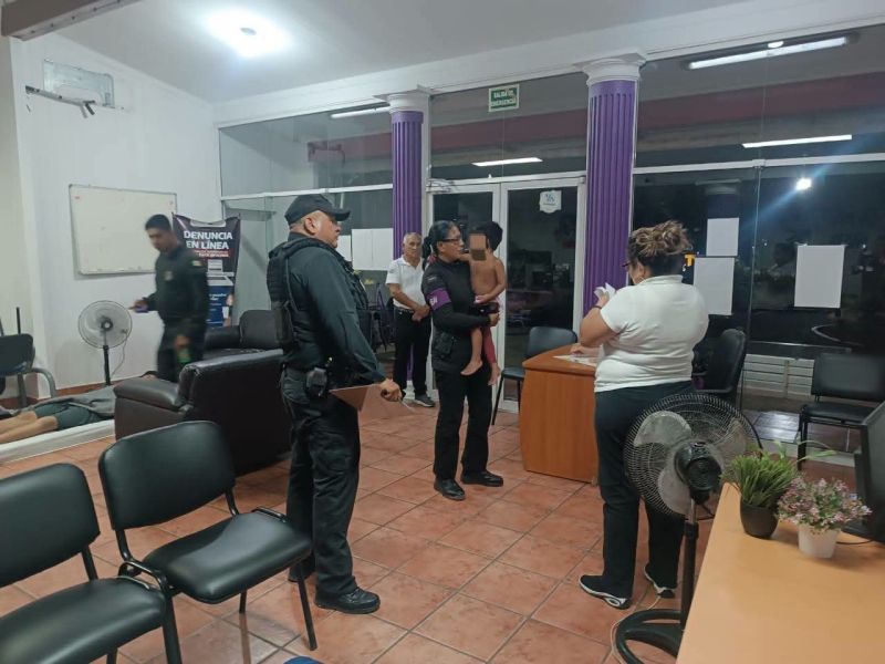 Comerciante resguarda a niño extraviado en Altamira; Guardia Estatal lo pone bajo protección del DIF