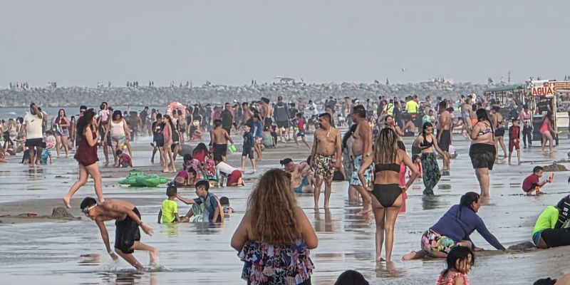 Playa Miramar destaca por su seguridad, orden y limpieza