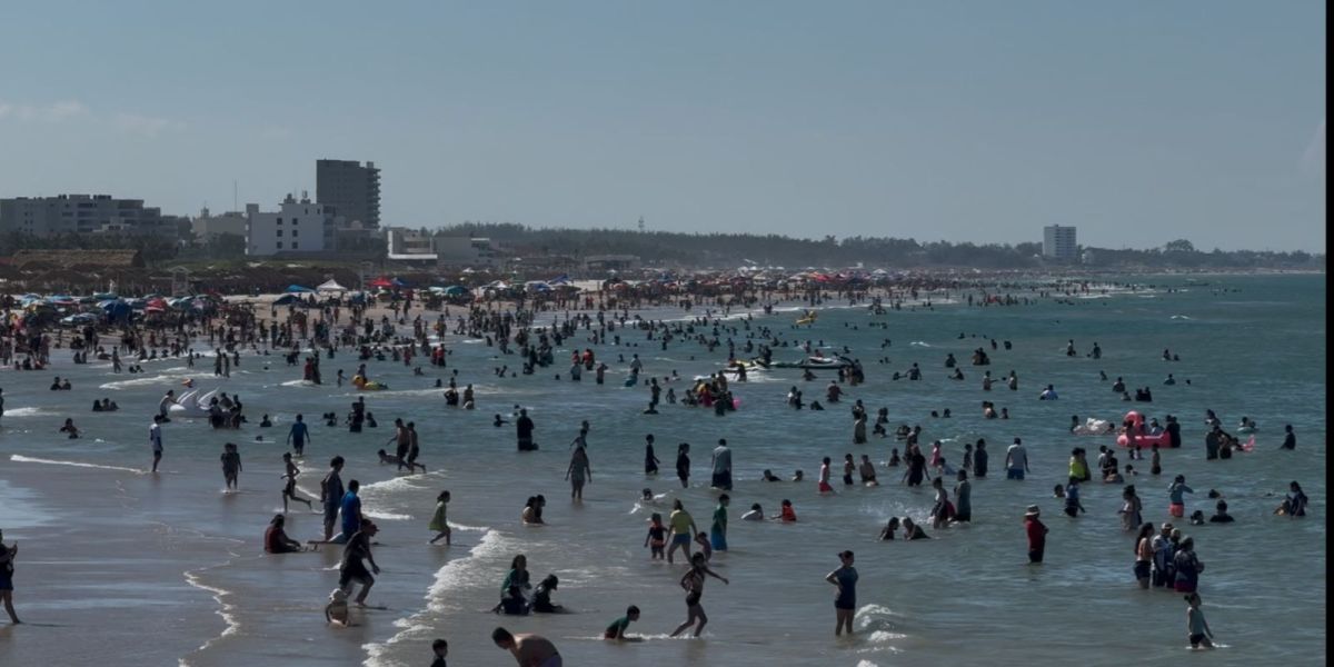 Se consolida playa Miramar, 120 mil visitantes en fin de semana: Erasmo González