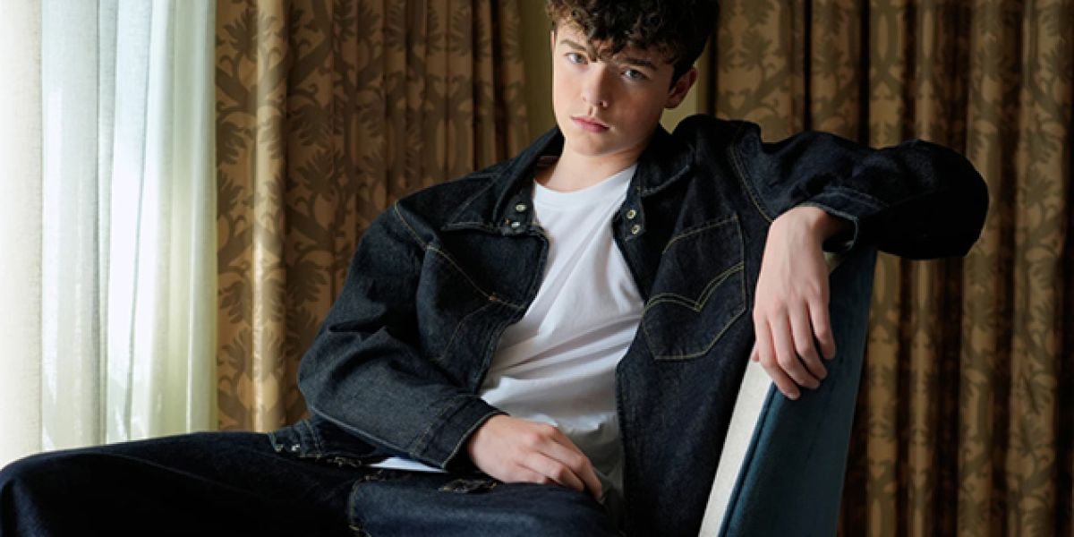 Owen Cooper cambió el fútbol por la actuación