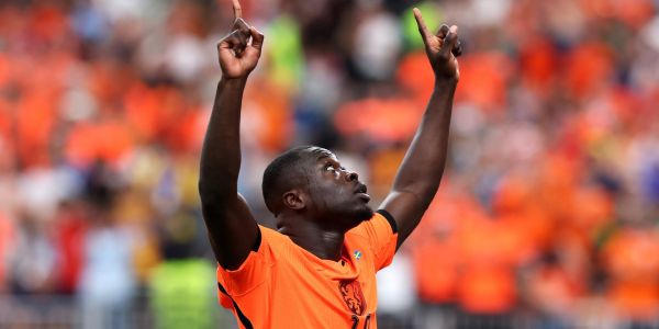 Holanda golea a Suecia 5 goles a 1