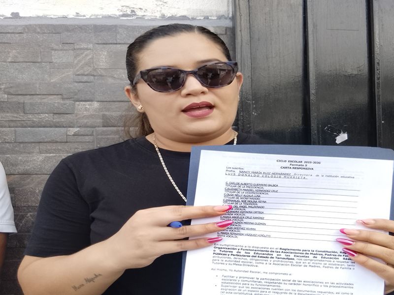 Protestan en primaria de Tampico; acusan irregularidades en mesa de padres