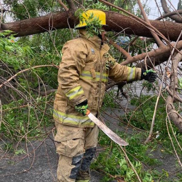 Atiende Municipio reportes ciudadanos por afectación de vendaval