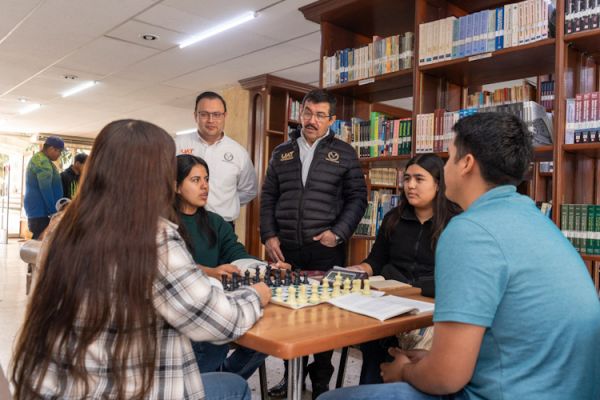 Impulsa rector lazos con la comunidad de la FIC-UAT