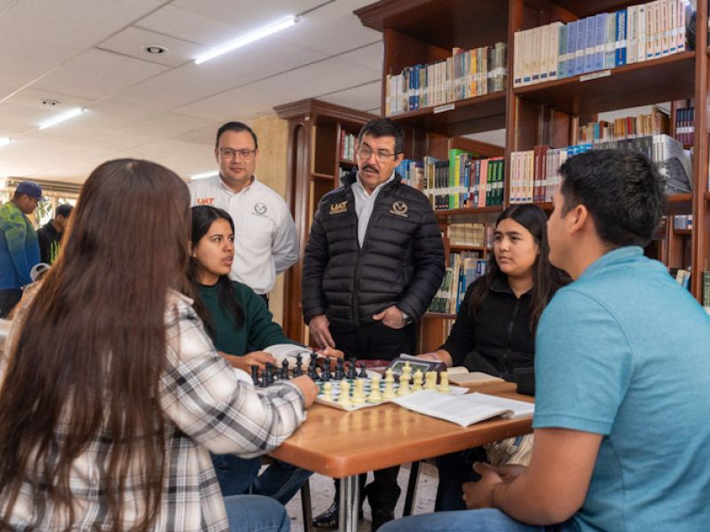 Impulsa rector lazos con la comunidad de la FIC-UAT