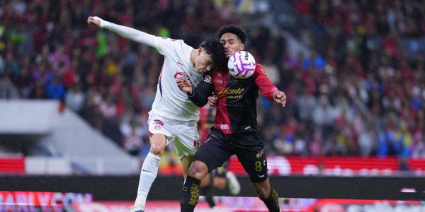 Empatan Atlas y Chivas a un gol en el clásico tapatío