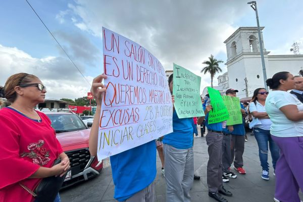 Sin maestro, casi 30 alumnos siguen sin clases en telesecundaria de Altamira