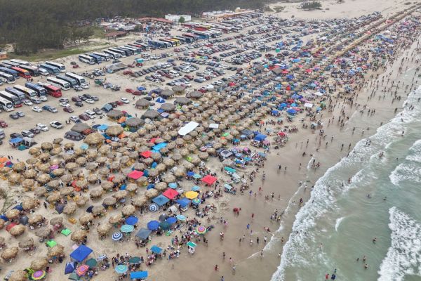 Playa Miramar ampliará certificación Blue Flag: Erasmo González