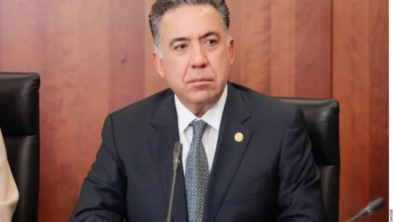 Renuncia de Enrique Inzunza  mantiene en vilo votación en Senado 