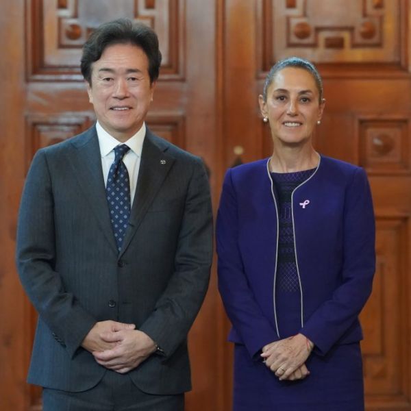 Sheinbaum impulsa Plan México en reunión con Mazda