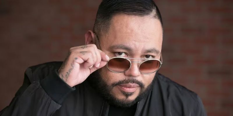 A.B. Quintanilla, confirma  demanda en contra de su familia