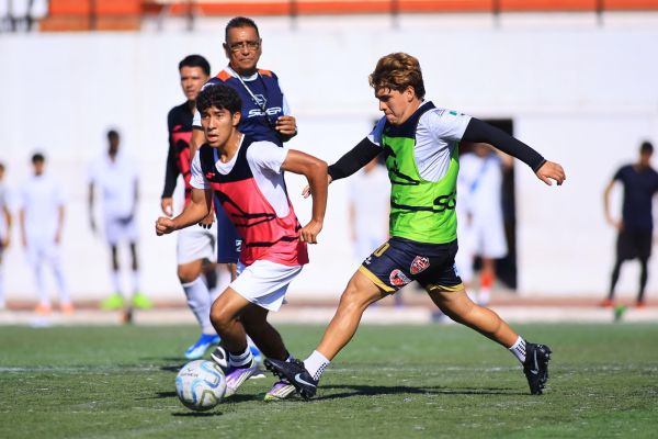 Invita a visorias a club Correcaminos