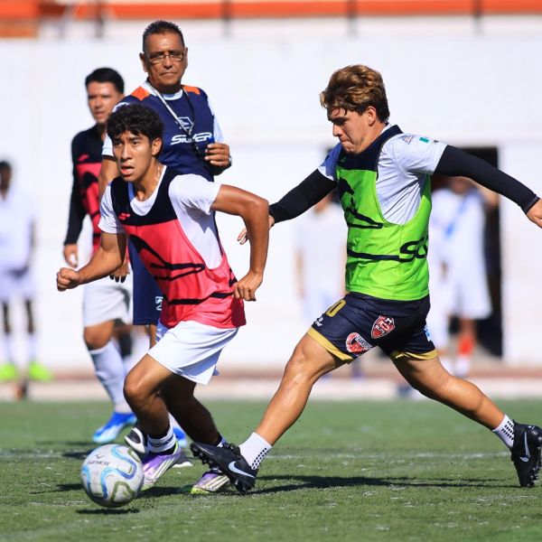 Invita a visorias a club Correcaminos