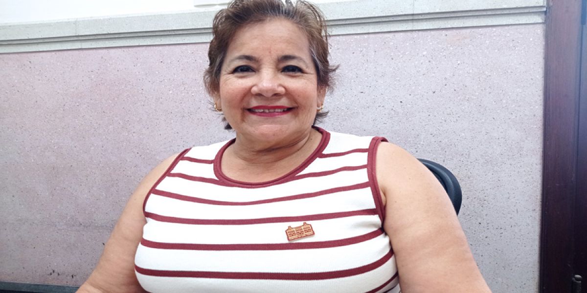 Clases en casa y no cortar ciclo escolar pide Regidora porteña