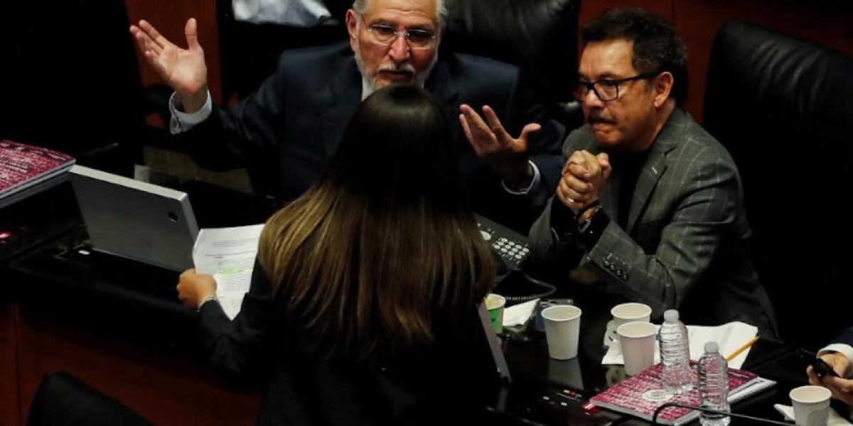 Legisladores anticipan sus  campañas por gubernaturas