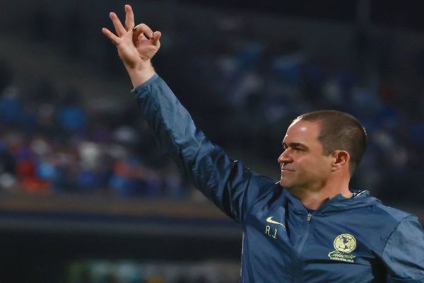 Sale André Jardine del América por diferencias con la directiva 