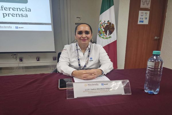 Acerca SAT trámites a contribuyentes con oficina móvil; la atención es sin cita