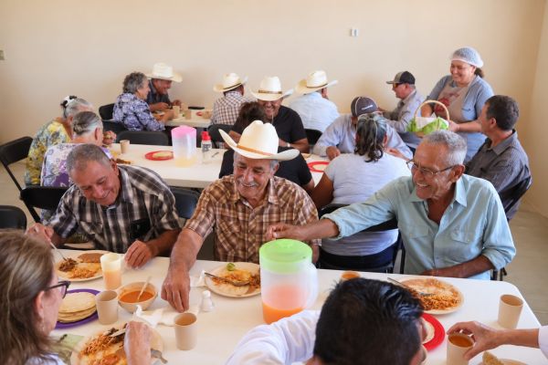 Brindarán Comedores de Bienestar alimentos a personas en situación de calle