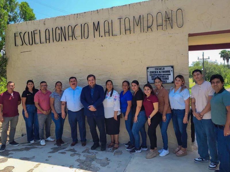 Visita secretario de Educación primaria multigrado en Villagrán