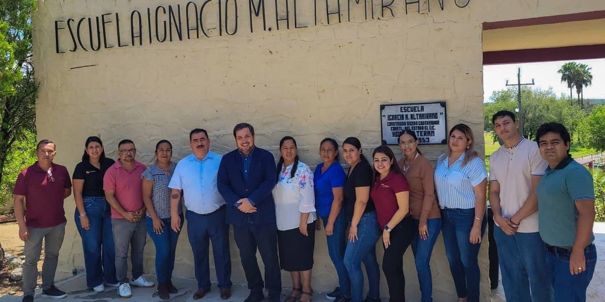 Visita secretario de Educación primaria multigrado en Villagrán