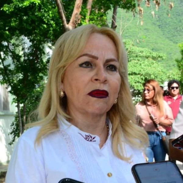 Becas disminuirán deserción escolar en Educación Básica