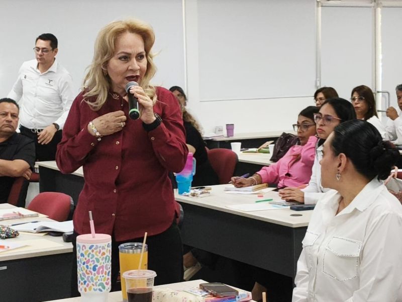 Realiza SET taller de Inducción a la Política de Aprendizajes Fundamentales