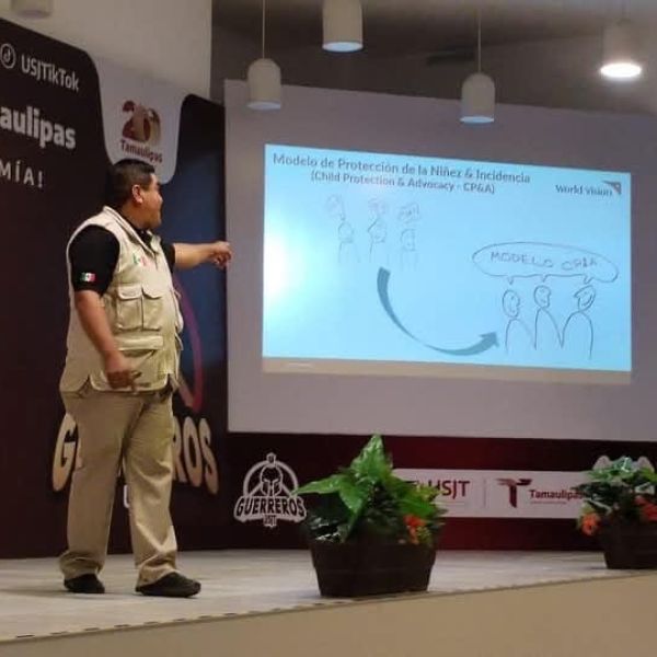 Imparten Subsecretaría de Legalidad y Servicios Gubernamentales y la USJT  ponencias a estudiantes