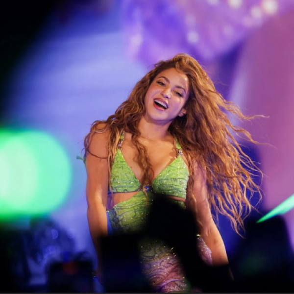 Shakira reúne dos millones de Shakifans en Copacabana