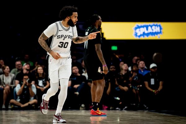 Avanzan los Spurs de San Antonio a la final de conferencia en la NBA