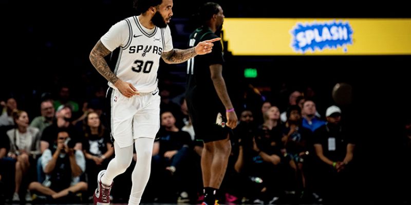 Avanzan los Spurs de San Antonio a la final de conferencia en la NBA