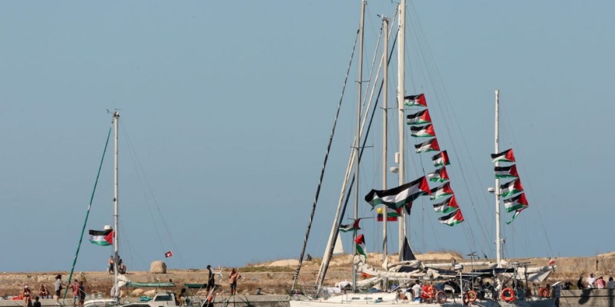 SRE confirma que tres mexicanos viajaban en flotilla interceptada rumbo a Gaza