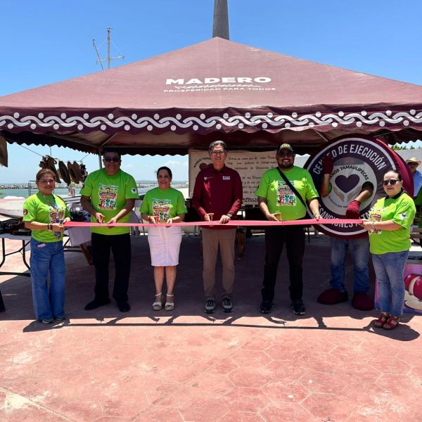 Promueve CEDES Altamira reinserción social con exposición y venta de artesanías “OVNI-CEDES”