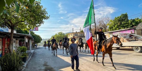 Agrupamientos Canino y Montado de la Guardia Estatal se preparan para el desfile patrio