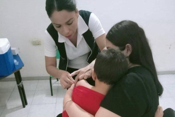 Tamaulipas acelera vacunación contra el sarampión