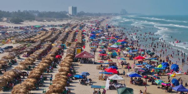 Más de 118 mil visitantes en un día en Playa Miramar