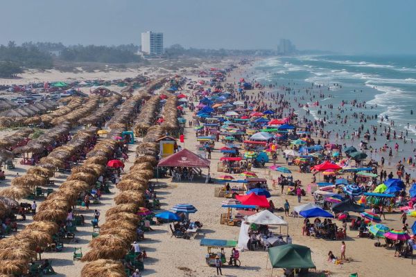 Más de 118 mil visitantes en un día en Playa Miramar