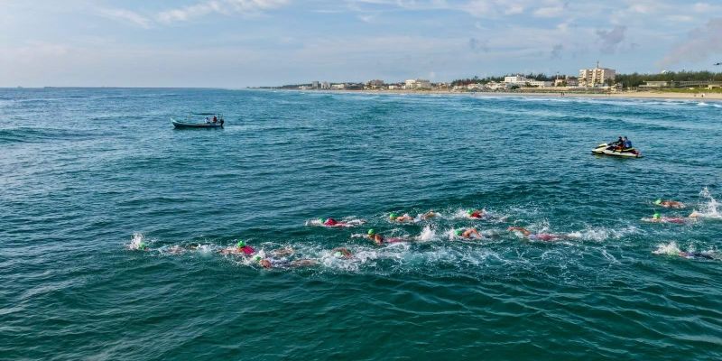 Conquistan el Triatlón Tamaulipas Eduardo Núñez y Fernanda Salazar
