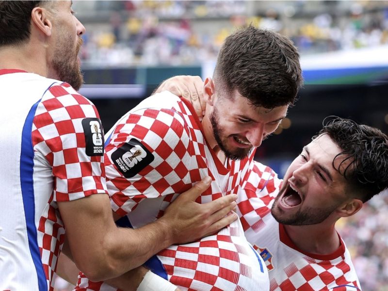 Croacia derrota Ghana por 2-1y asegura su clasificación