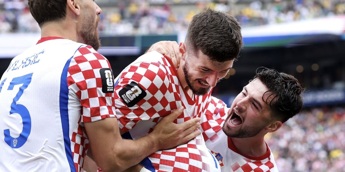 Croacia derrota Ghana por 2-1y asegura su clasificación
