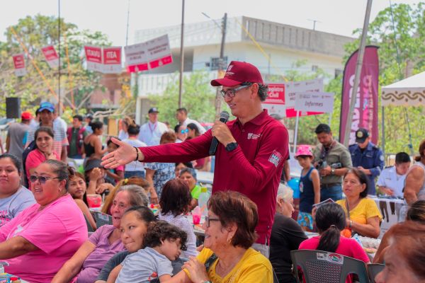 Acerca Gobierno Municipal de Ciudad Madero servicios y apoyos integrales a familias de la colonia 16 de Septiembre