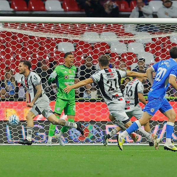 Liga Cruz Azul tercera derrota consecutiva