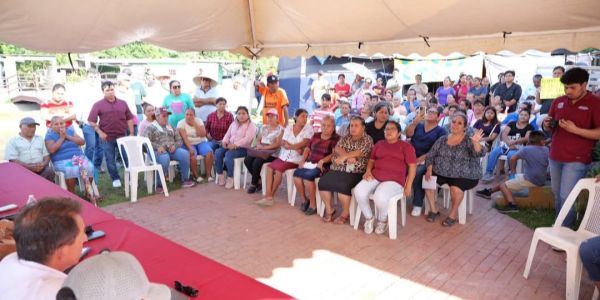 Atienden Gobierno Municipal y COMAPA Altamira necesidades del sector rural