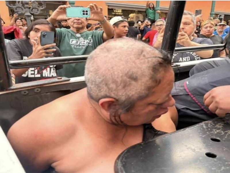 Advierten retiro de permisos a ambulantes que participaron en agresión a Carmen
