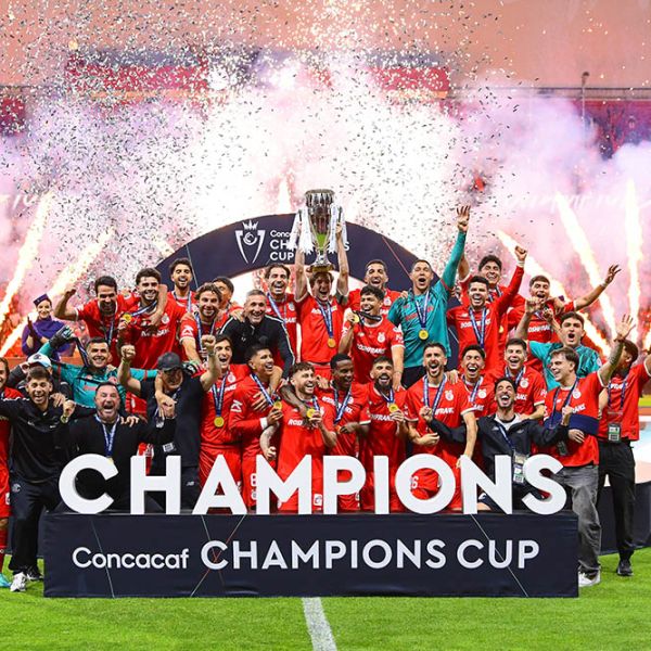 Es Toluca campeón de la CONCACAF al derrotar a Tigres