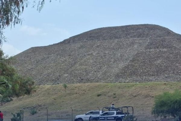 Escándalo internacional: Balean a turista canadiense en Teotihuacán