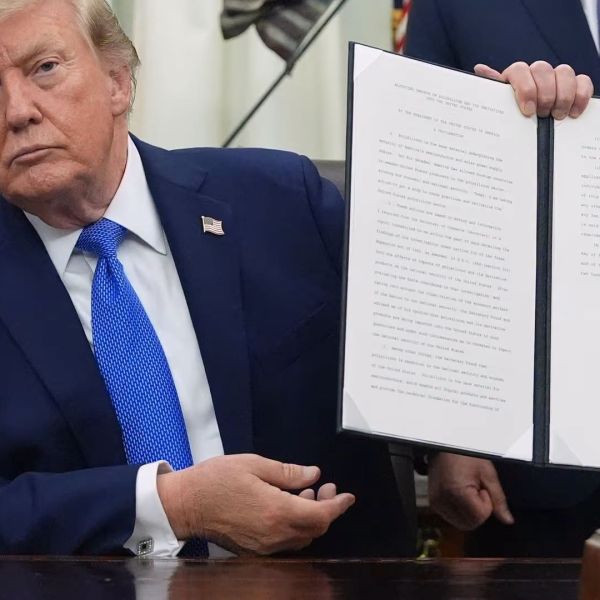 Anula Trump dar ciudadanía a nacidos en Estados Unidos