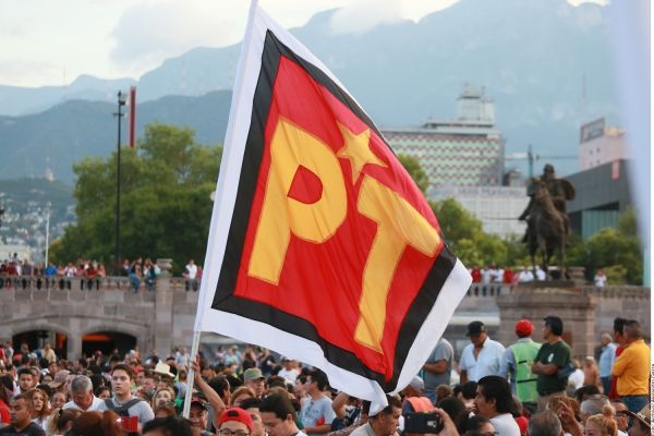 Teje PT millonaria red de factureras 