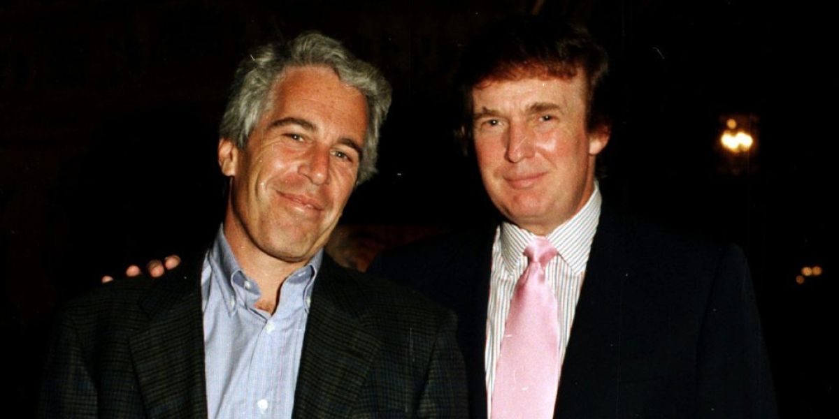 Trump sabía que figuraba en archivos de caso Epstein