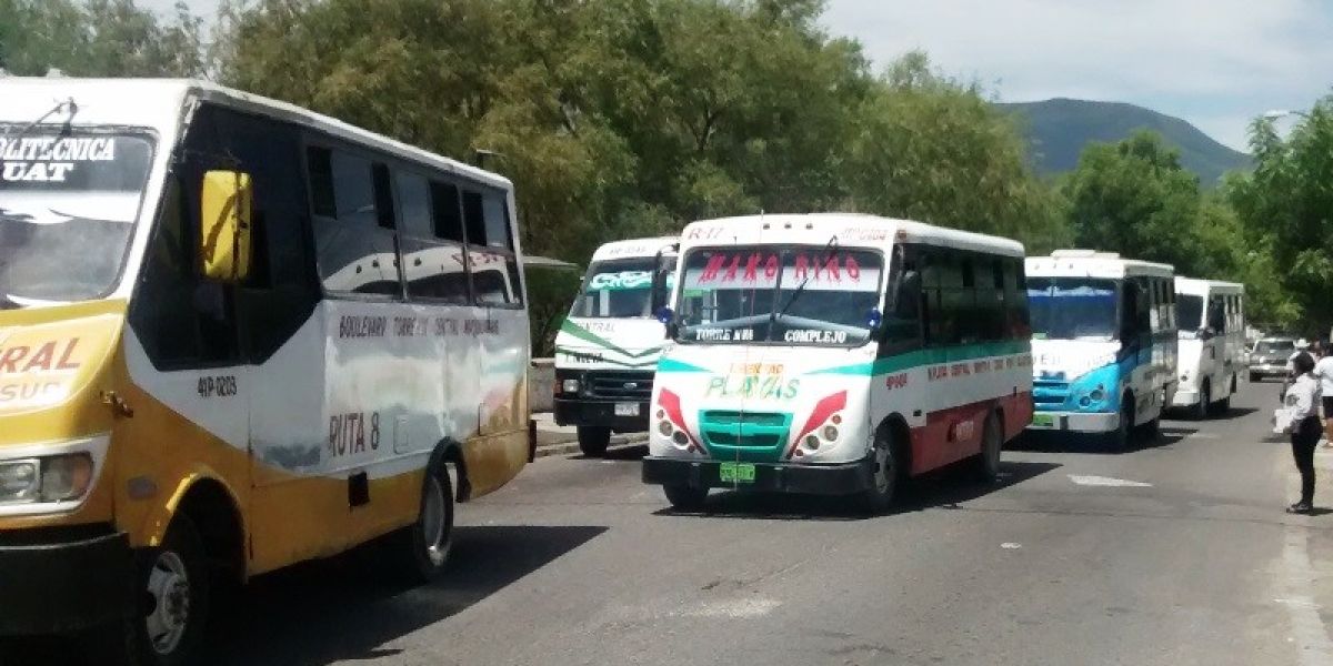 Se rebelan transportistas:  Inician paros del servicio