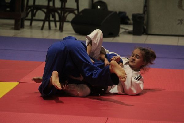 Abren con Bronce judocas en la olimpiada